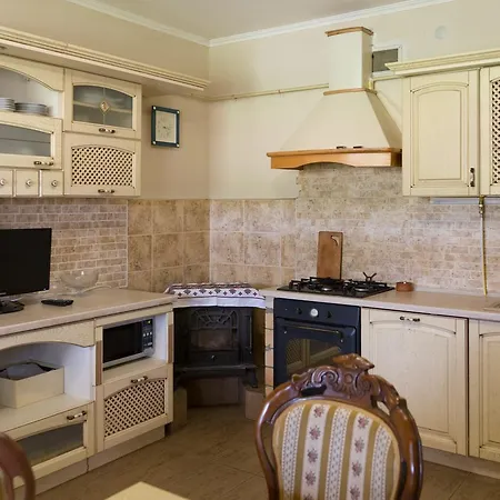 Semeyny 4*